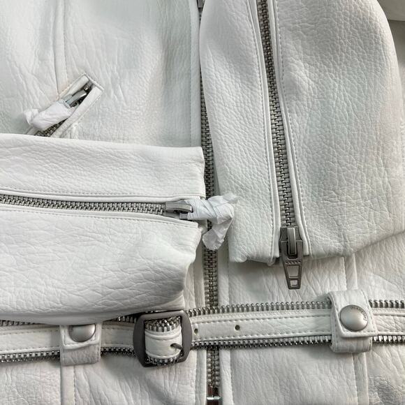 New Women’s BLANKNYC Textured Vegan Leather Moto Jacket with Hood Size XS - Picture 6 of 9